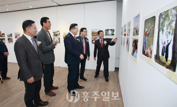 지난 14일 제3회 홍성역사인물 축제 전국사진촬영대회 시상식이 열렸다.