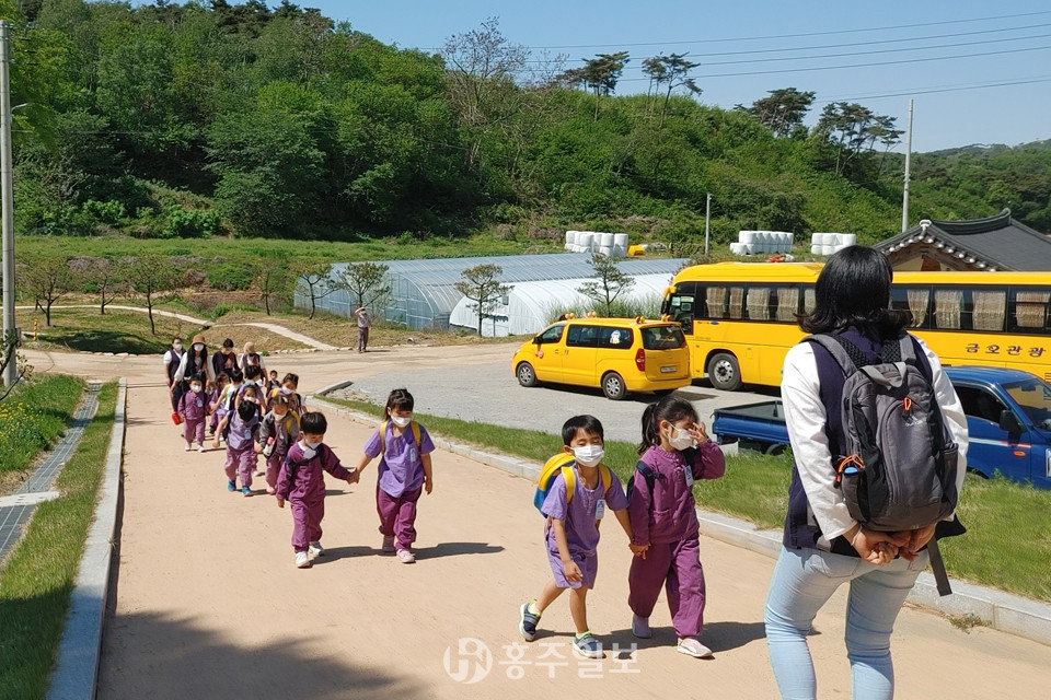 “청룡산 산림명문가와 청정 숲 체험 떠나요”