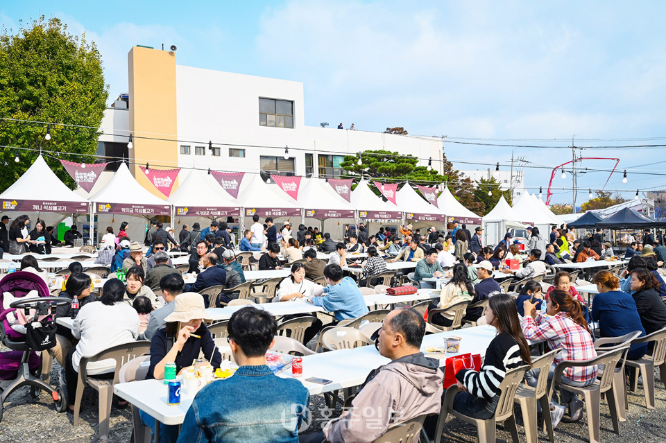 전통시장상인회가 운영하는 홍성불고기존.