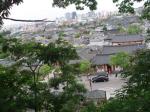전주 한옥마을은 전라북도 전주시 완산구 교동과 풍남동에 있는 한옥이 보존되어 있는 마을이다. 약 700여 채의 한옥들이 군락을 형성하고 있으며, 전라북도와 전주시에서 문화 관광 명소로 보존, 개발하고 있다. 역사적인 관점에서 교동, 풍남동 일원의 도시한옥은 1910년대부터 산업화 사회로의 진행과정에서 발생된 우리나라 주거문화 발달과정의 중요한 자료이다. 또한 전통도시한옥 보존의 유일성도 지니고 있다. 현재 서울, 대구, 경주의 도시한옥은 한옥보존지구 및 미관지구 해제 이후 진행된 무계획적인 개발로 인해 도시한옥군의 전체적인 형상이 훼손되고 개별 한옥의 원형이 상실된 상태다. 그러나 전주시의 도시한옥군은 지구형상, 건물형태 및 구조, 골목길 등이 양호한 상태로 보존되어 있다.