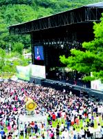 지난 7월 24일부터 3일간 경기도 이천시에서 5만여명의 인파 속에 치러진 지산밸리 록페스티벌. 