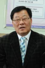 김승호 교장