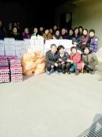 서부면 새마을지도자회(회장 고영옥)는 지난 14일 사랑과 정을 듬뿍 담은 떡국 700kg, 달걀200판을 어려운 이웃 및 경로당에 전달하며 설명절을 맞아 마을 어르신들과 따뜻한 정을 나눴다.
