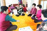 지난 12일 구항면 외중마을 주민들이 정월대보름을 맞아 마을회관에서 점심을 먹고 윷놀이를 즐기며 흥겨운 시간을 가졌다.