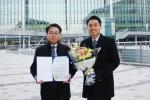 홍성하나님의교회(당회장 김성수)는 지난달 31일 충남도 안희정 지사로부터 홍성읍 및 하천변 등 일대를 주민과 함께 정화 작업을 펼친 공로가 인정돼 표창장을 받았다.