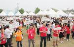 지난 2012년 5월 홍주성과 홍주문화회관 일원에서 열린 제1회 홍성국제오카리나페스티벌 참가자들의 모습.