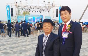 지난 17일 세종시 호수공원에서 열린 충남세종지구 청년회의소회원 대회에서 이철이 청로회 대표가 충남 세종인 대상을 받았다. 사회복지법인 청로회는 노인복지센터, 청소년쉼터, 노인요양 공동생활가정, 자원봉사센터를 운영하고 있다.