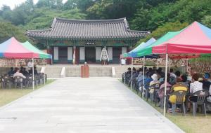 결성 만해사에서 거행된 기신제 다례제향.