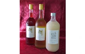 ‘별빛드리운 못’에서 생산하는 청주 ‘해’와 탁주 ‘달’은 홍동의 친환경 유기농 통밀을 재료로 삼는다.