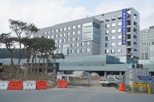 예산군은 지명역사 1100년을 맞아 옛 산업대 부지에 신청사를 건립하고 있다.