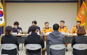 홍성소방서(서장 채수철)는 지난달 26일 신규 의용소방대원 1차 서류 합격자 26명(남 11, 여 15)을 대상으로 2차 면접심사를 실시했다. 이 날 심사위원으로 박도식 현장대응단장 등 5명이 참여해 의용소방대원으로서의 적격 여부 판단에 중점을 두고 진행됐다.