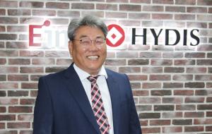 전인수 대표이사는 외국계 회사에서만 임원과 최고경영자로 줄곧 활동해 오면서 경영위기를 겪는 회사를 흑자 경영으로 전환시켰다.