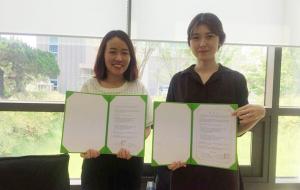 충남서부아동보호전문기관(관장 김길수)은 지난 24일 태안군성인권상담센터(센터장 최우리)와 지역사회아동의 권리보호 및 증진을 위한 업무협약을 체결했다. 이번 협약은 학대피해아동 및 가족에 대한 심리검사 및 심리치료 진행 등에 관한 것이다.