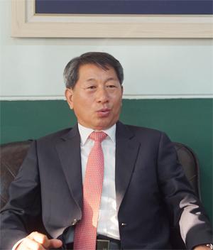 남기웅 홍성고등학교총동문회 21대 회장. 다음달 5일 취임식을 가질 예정이다.