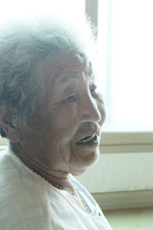 김금연
1923년생으로 서산에서 태어나 19살에 갈산면 와리 목과동마을로 
시집왔다. 아들 딸 6남매를 낳고 평생 뒷바라지를 하며 살았다.