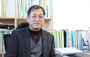 충남마을만들기지원센터 구자인 센터장.