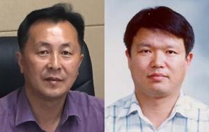 신인환 축산과장(사진 왼쪽)과 이길호 은하면장.