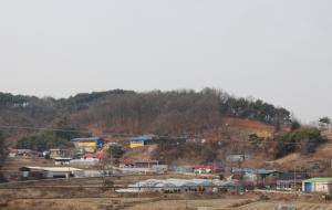 마을회관이 위치하며 물이 많이 난다는 숭굼말마을.