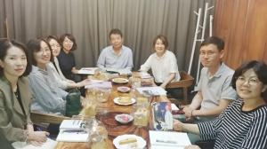 왼쪽부터 임현경, 김명주(1), 김명주(2), 유호열, 김대웅, 김근영, 허진형, 손미영.