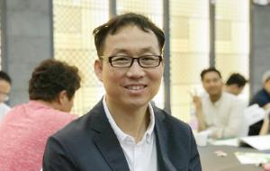 홍성군의 그루매니저로 선발돼 활약하고 있는 박용석 씨.