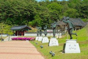갈산면 행산리의 백야 김좌진 장군의 생가 터(3)