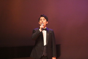 테너 박신유 성악가.