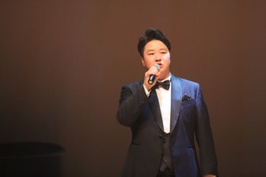 테너 이승용 성악가.