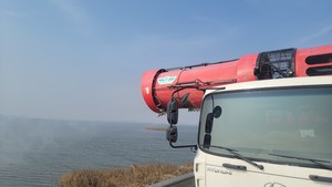 조류인플루엔자 방역소독을 실시하고 있다.