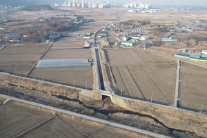 지동소하천 전경.