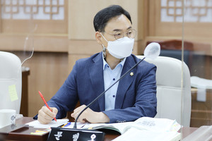 문병오 군의원.
