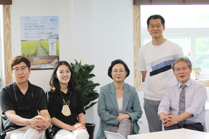 비영리단체 ‘마음을 나누는 사람들’ 왼쪽부터 박진복, 황소미, 백진숙, 김두홍, 정만철.