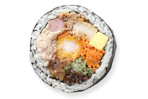 얌샘깁밥 메뉴 중 하나인 메가김밥.