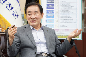 전국혁신도시협의회장을 맡고 있는 송기섭 충북 진천군수.