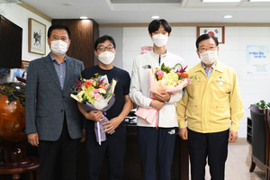 군은 홍성출신 장준 선수가 도쿄올림픽에서 메달을 획득한 것을 ‘홍성군 스포츠 전국제패’ 성과로 발표했다.