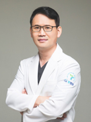나은필병원 김종필 원장.