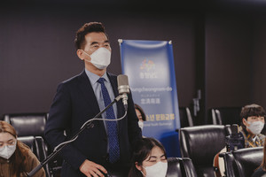 인사말을 통해 양교 간 지속적인 교류를 언급한&nbsp;박병규 한국K-POP고등학교장.&nbsp;