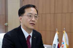 이필영 행정부지사.