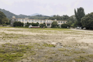 옛 광신초등학교는 광천 출신 장사익 소리꾼을 테마로 한 ‘광천 복합문화예술공간’으로 계획중이다.