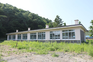 지난 1999년 폐교된 대흥면 옛 대률초등학교.