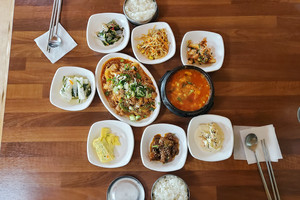맛집으로 소문난 장곡면 상송리의 한 식당.&nbsp;
