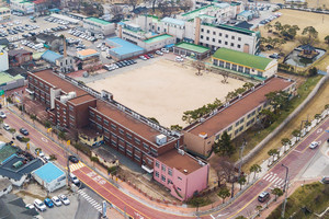 홍주초등학교 전경.