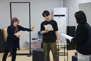 제2기 충남연기천재 워크숍 연기 교육 모습.