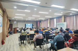 지난달 30일 열린 ‘홍동면 삽교천 지방하천 정비사업 1차 주민설명회’에 30여 명의 주민들이 참석했다.