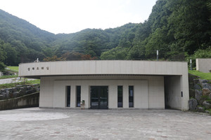성체조배실.