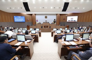 충남도의회 본회의장.