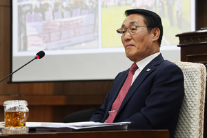 이용록 홍성군수.