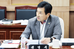 권영식 의원.