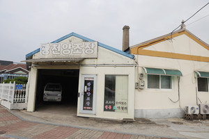 광천양조장도 장항선 철로 건너 사거리 중심가에 자리잡고 있다.