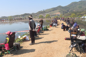 지난해 개최된 예당전국낚시대회 모습.