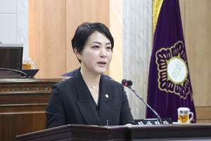 김은미 홍성군의회 의원이 제311회 임시회에서 5분 발언을 통해 장애인 콜택시 관련 개선책을 촉구했다.